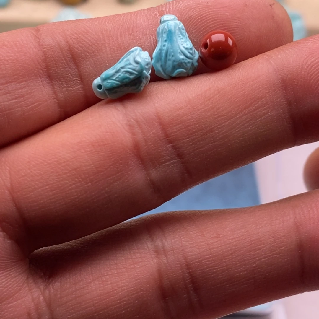 璨***璨南红玛瑙未镶嵌珠宝半成品