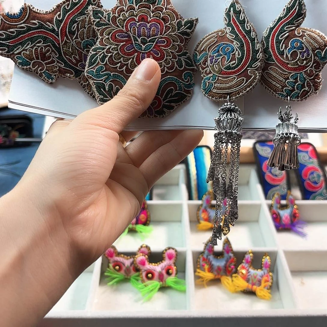 刺绣R*涛手工刺绣工艺