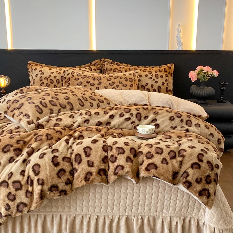 小资格调秋冬保暖仿兔毛绒床盖四件套牛奶绒双面绒被套可机洗床品