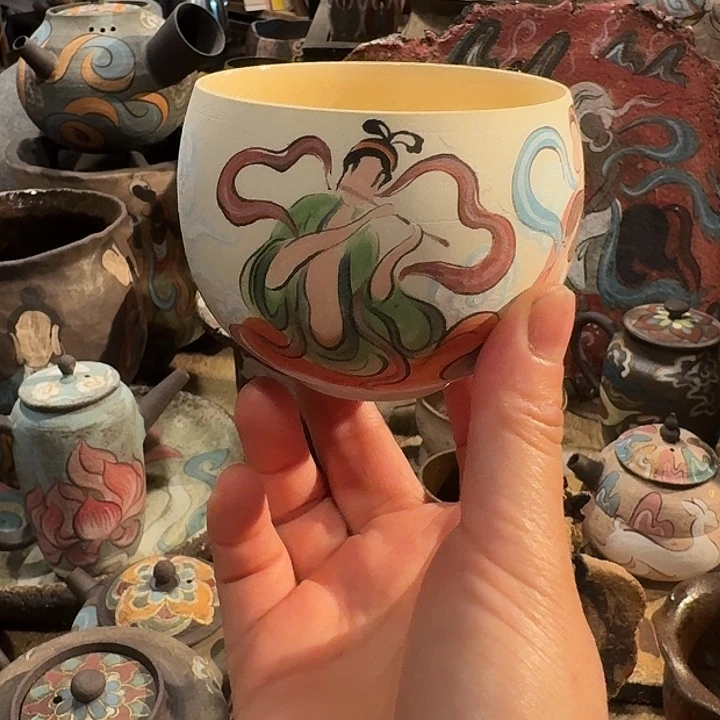 手工制作各种精美陶瓷