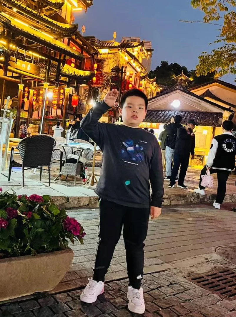 199【21989】童装黑色t