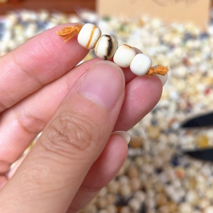 裸石蜜蜡未镶嵌6.6mm 7.5mm