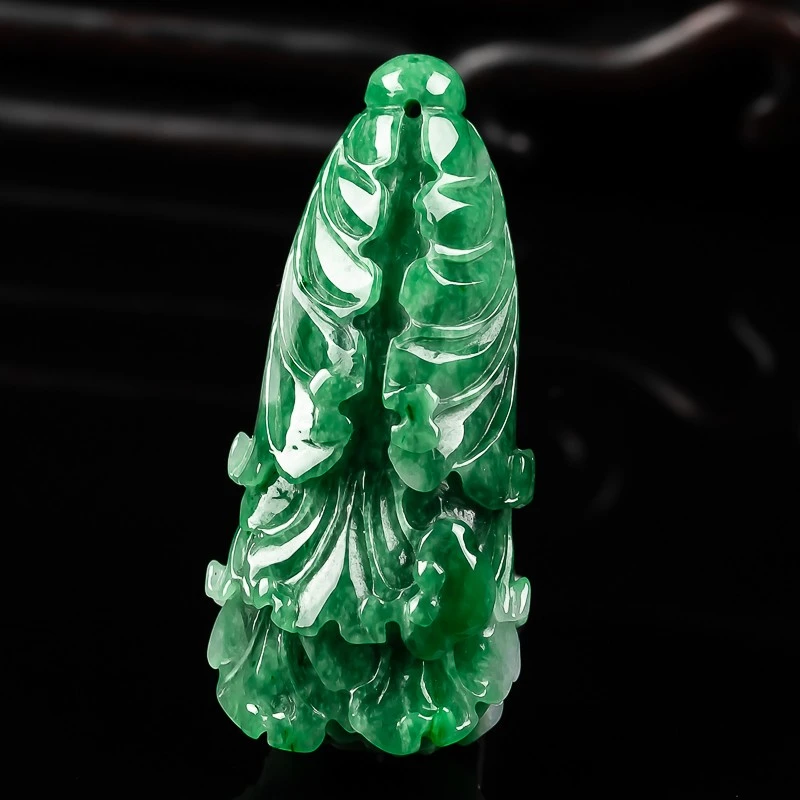精雕 飘绿 白菜 吊坠 挂件 正品天然A货翡翠玉石 35.08g