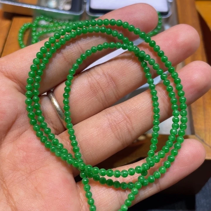 翡翠配石冰绿小米珠