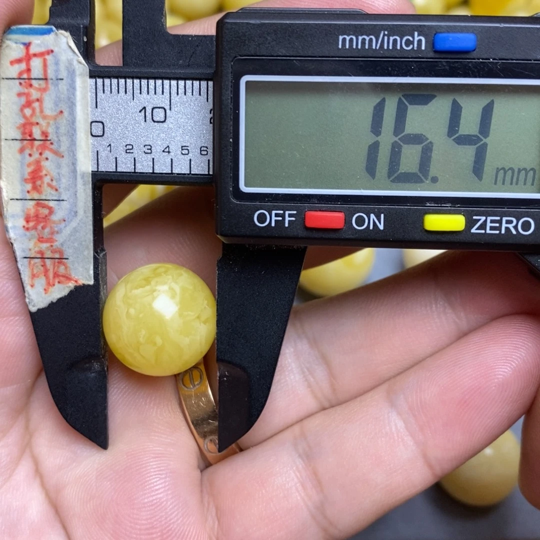 琥珀未镶嵌裸石16.4微粉圆珠