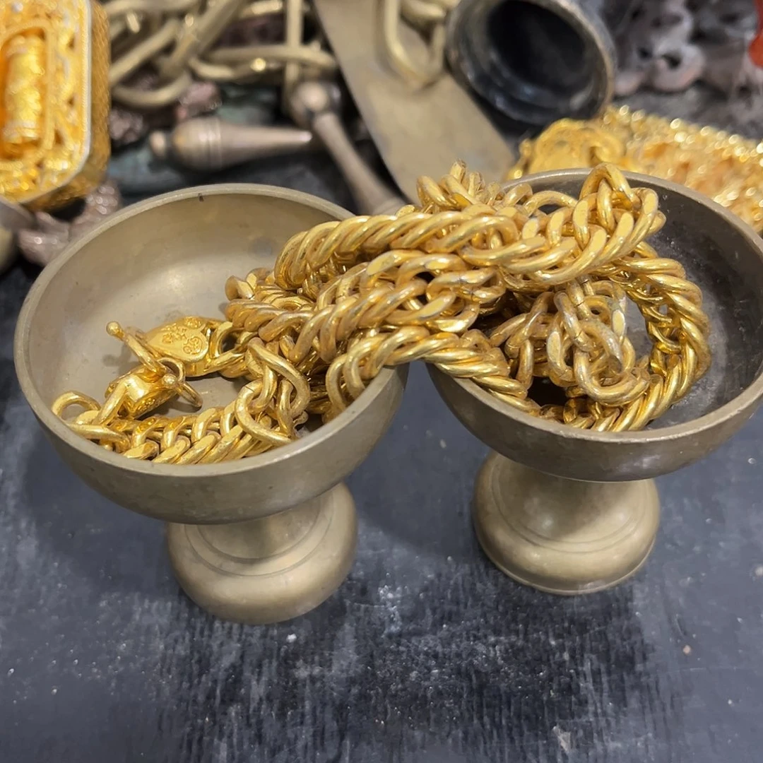 青***驻闪电购铜摆件工艺品