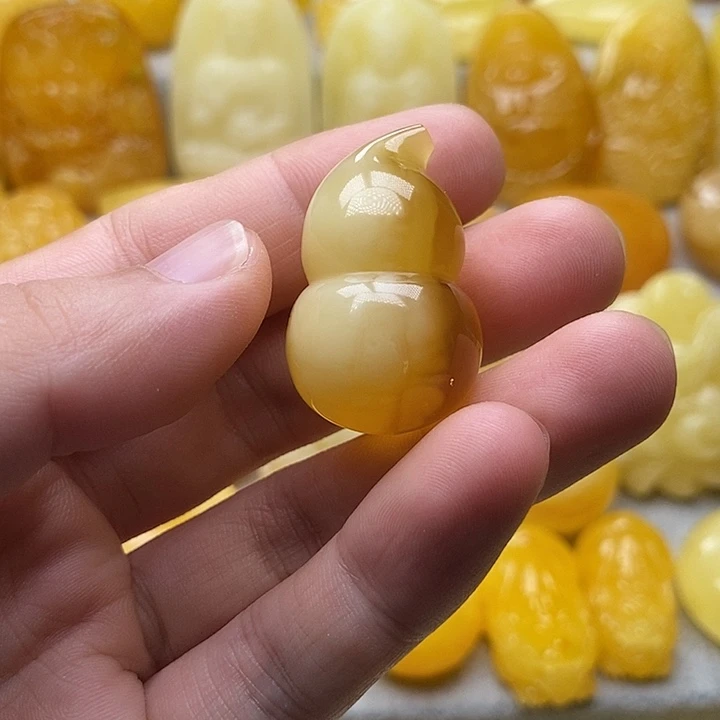 琥珀颈饰未镶嵌琥珀蜜蜡吊坠