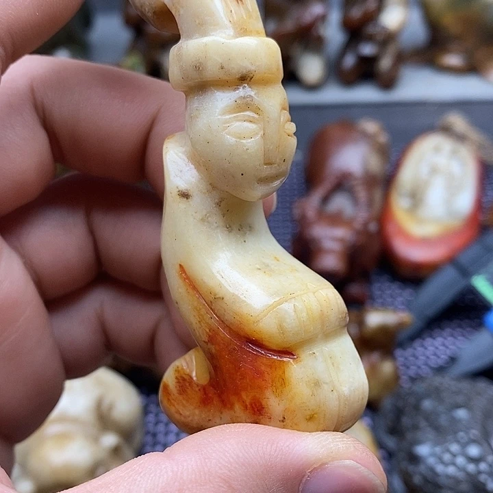 未镶嵌蛇纹石玉颈饰