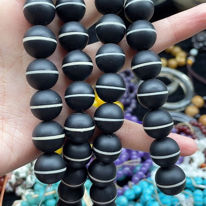 用***3玛瑙/玉髓未镶嵌颈饰