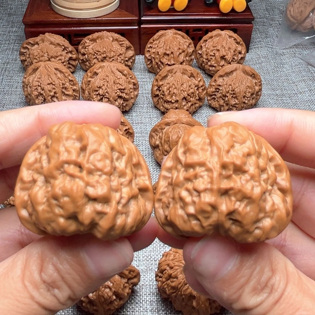 文玩核桃把件精品蛤蟆头38尺