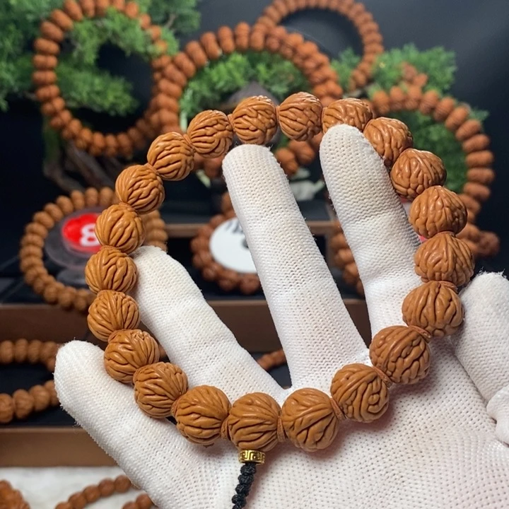 桃核吊坠秦岭龙纹