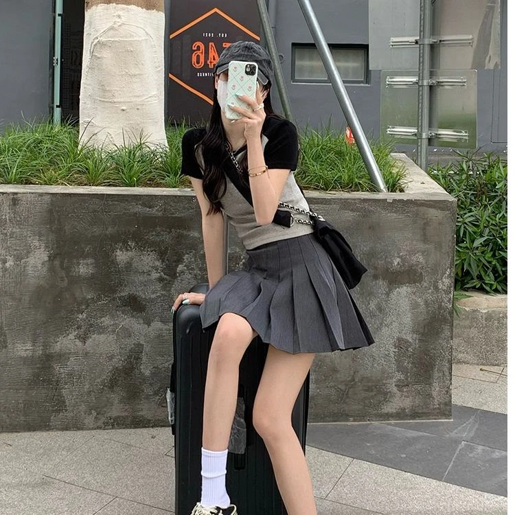 正肩女t恤夏季设计感小众修身短款短袖美式甜辣撞色插肩辣妹上衣