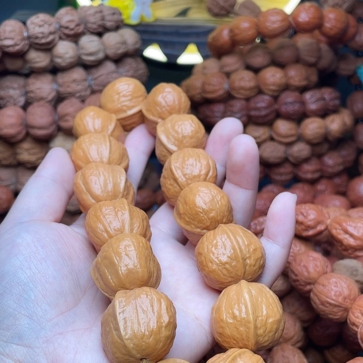 奔***➠手串文玩核桃木鱼