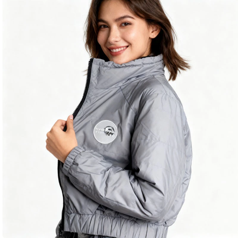 SKECHERS/斯凯奇女子秋冬时尚潮流保暖舒适两穿短羽绒服L420W227