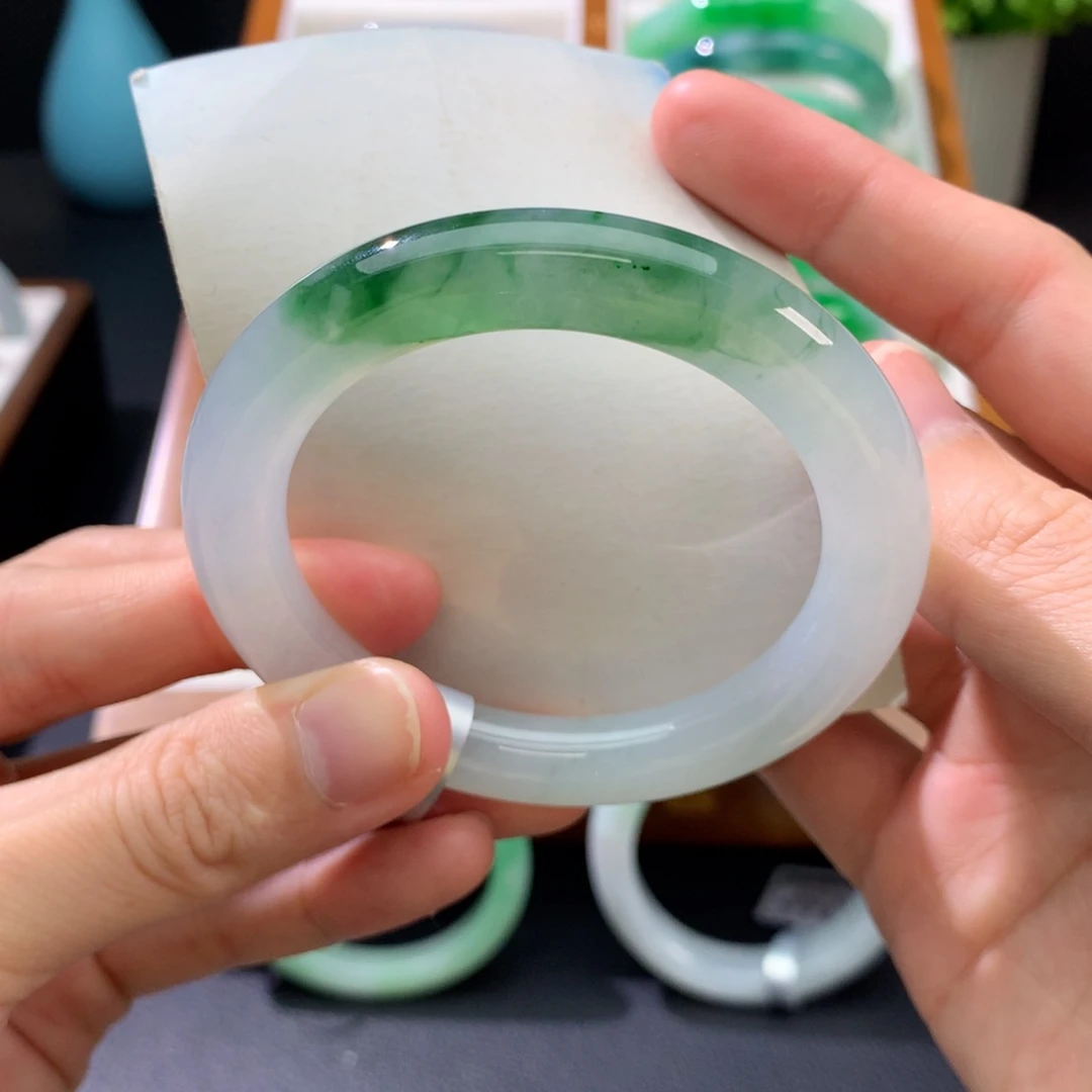 翡翠未镶嵌手镯闪购 5