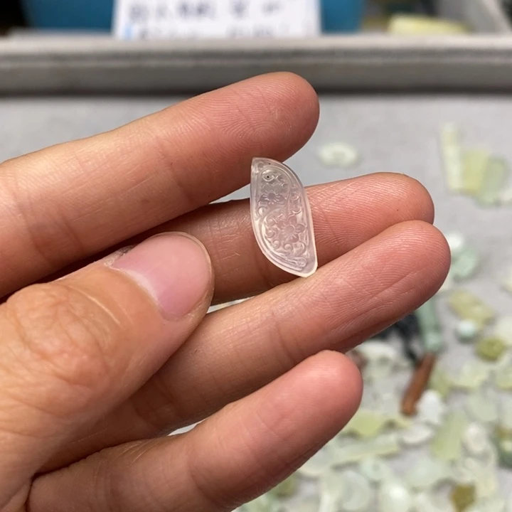 蛇纹石玉未镶嵌颈饰164