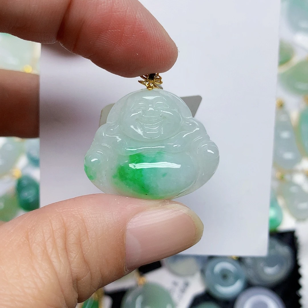翡翠18K金镶嵌颈饰