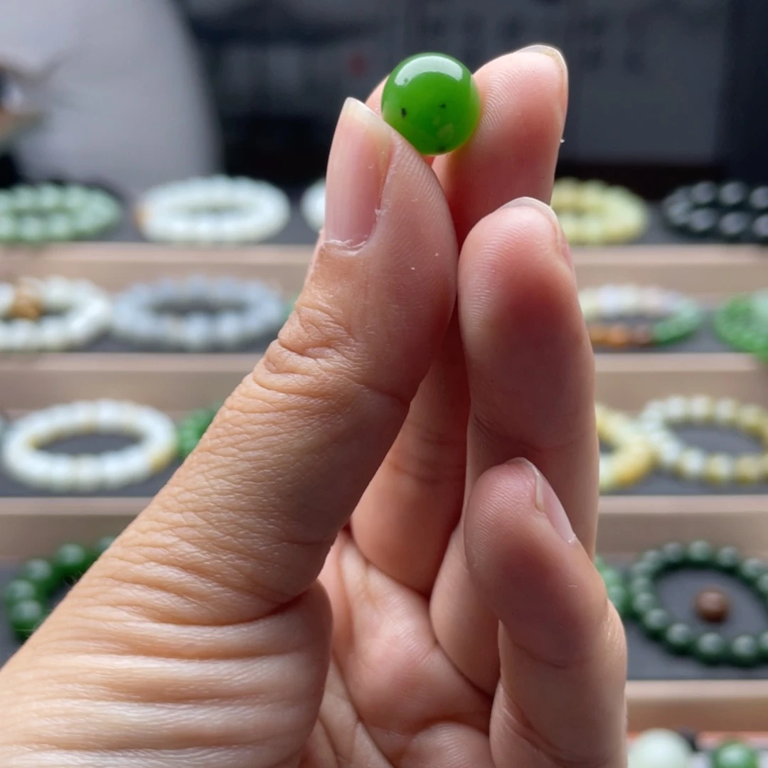 手链未镶嵌和田玉（碧玉）卡10