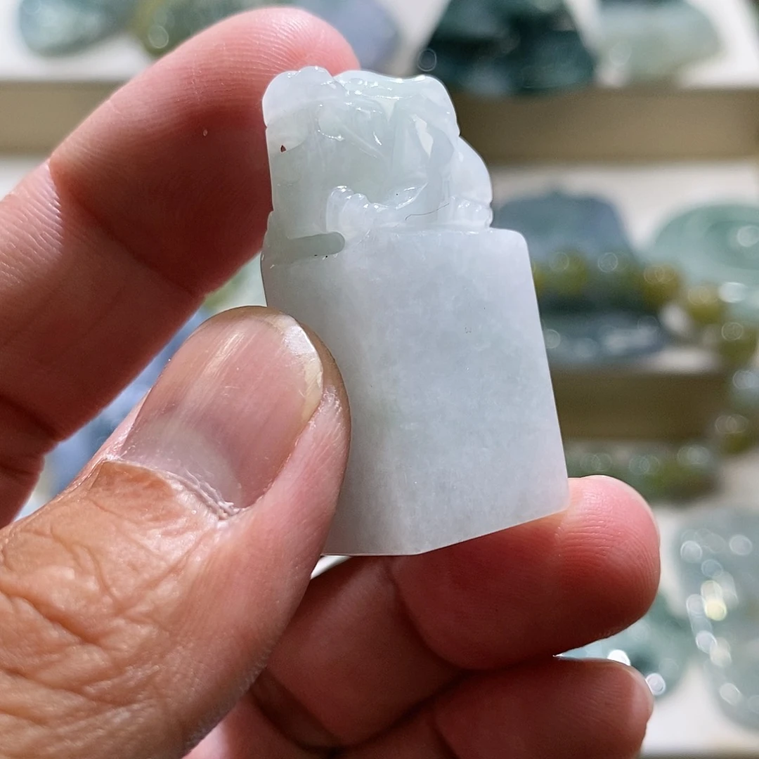 【闪购商品】翡翠颈饰未镶嵌1111111111111