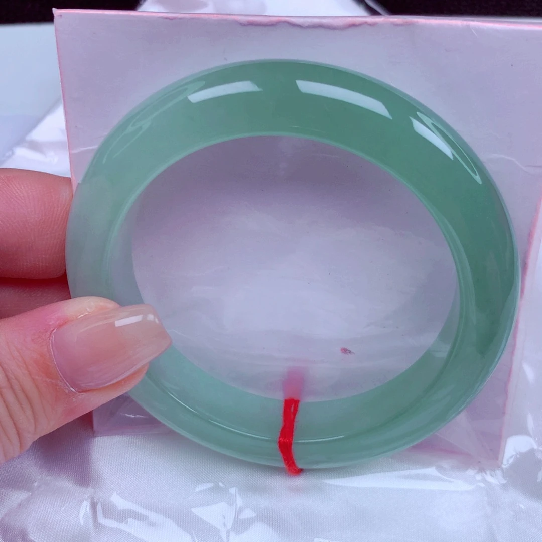 翡翠未镶嵌手镯手镯