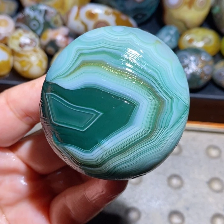 未镶嵌玛瑙/玉髓珠宝半成品155
