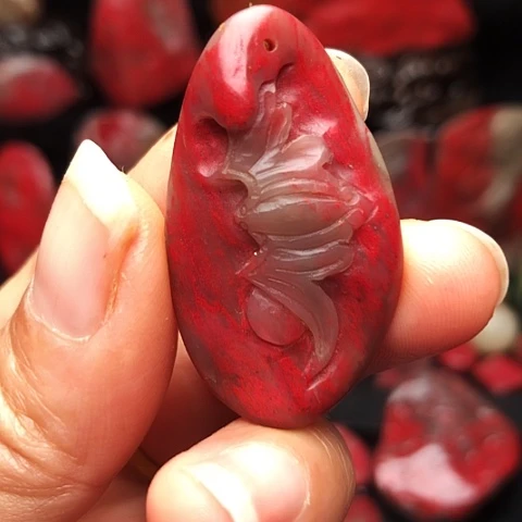 昌化鸡血石昌化鸡血石挂件