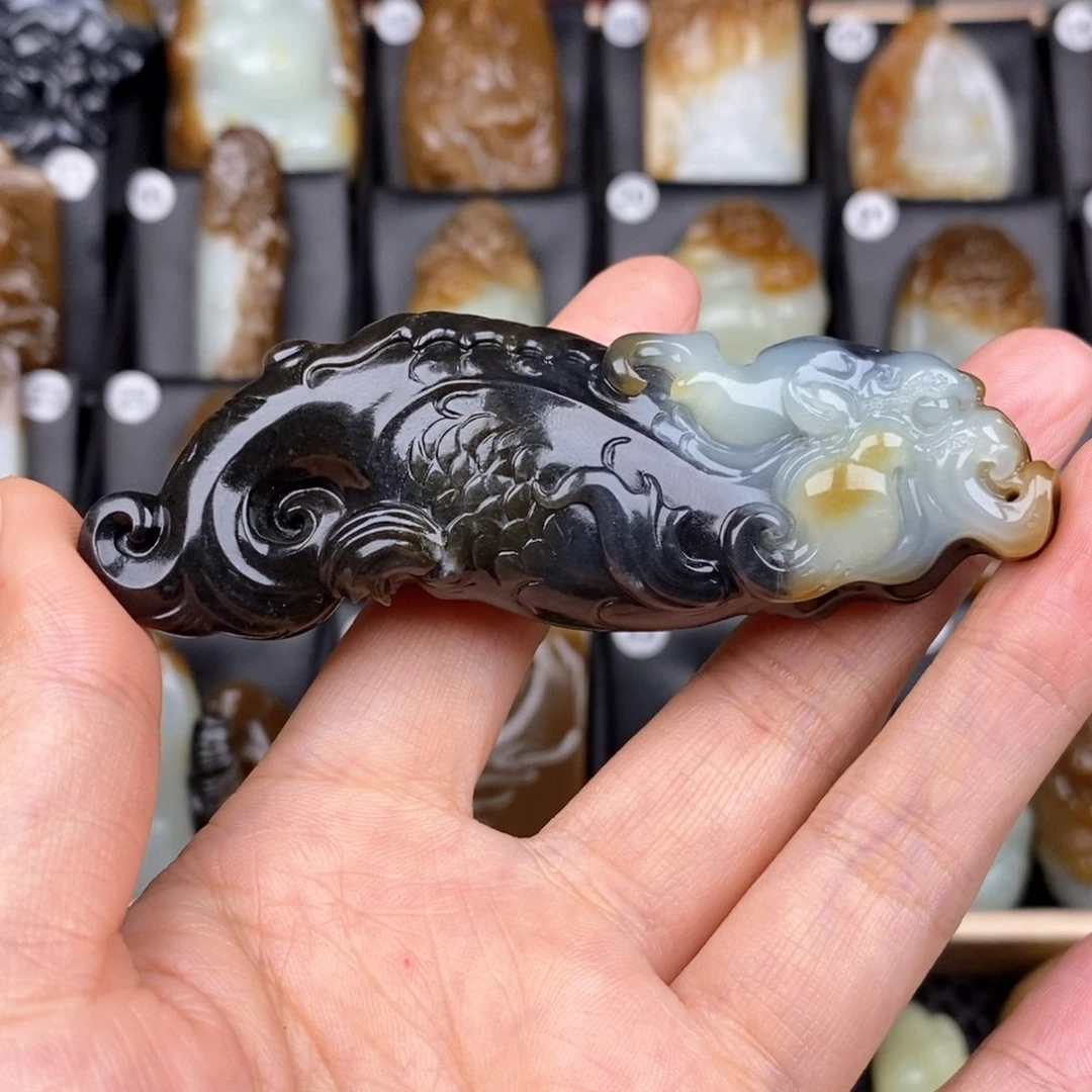 和田玉颈饰未镶嵌竹***风