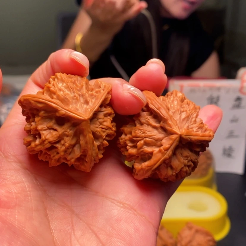 【闪购商品】把件桃核桂**言3号三棱子，