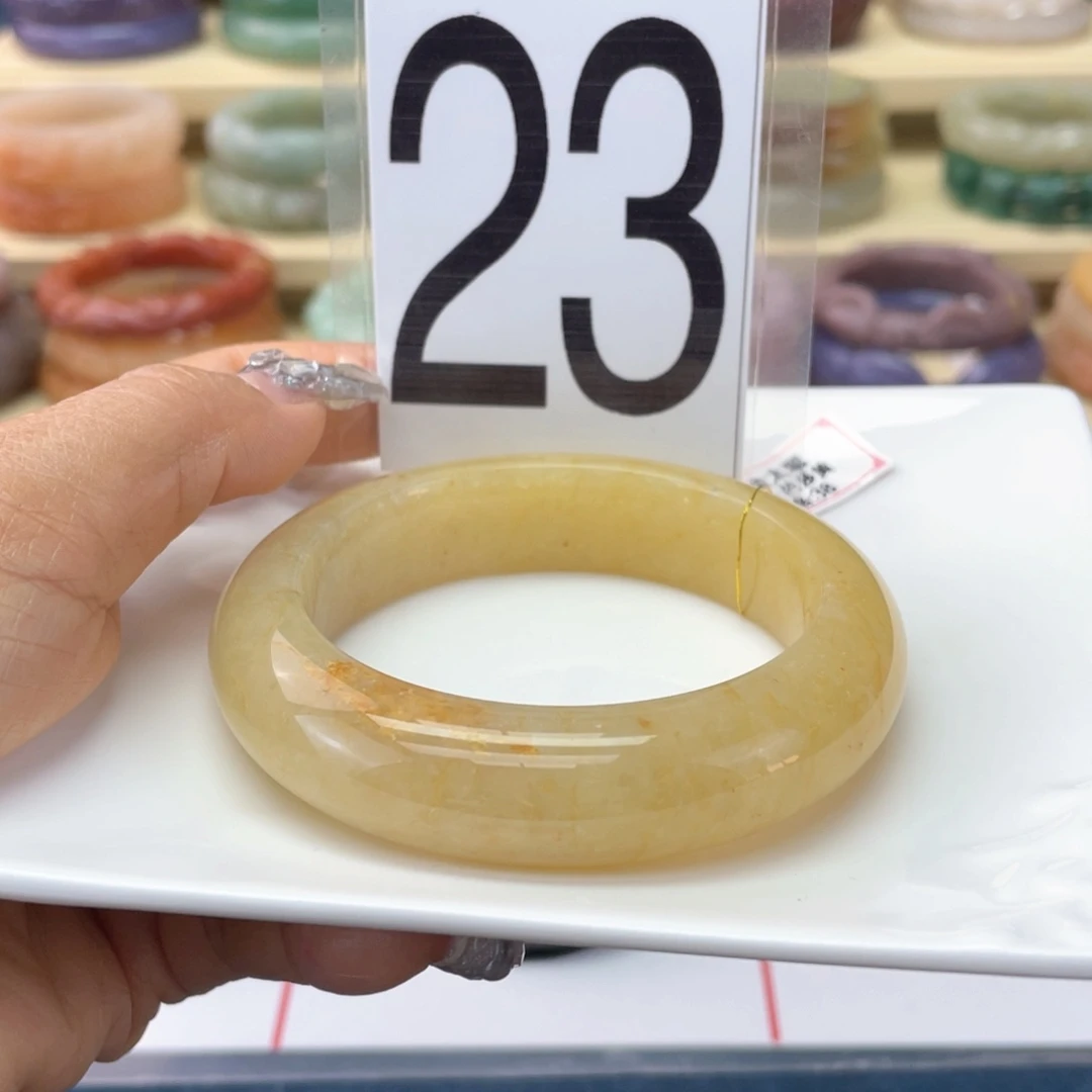 石英质玉未镶嵌手镯