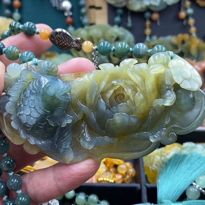 【闪购商品】未镶嵌蛇纹石玉吊坠