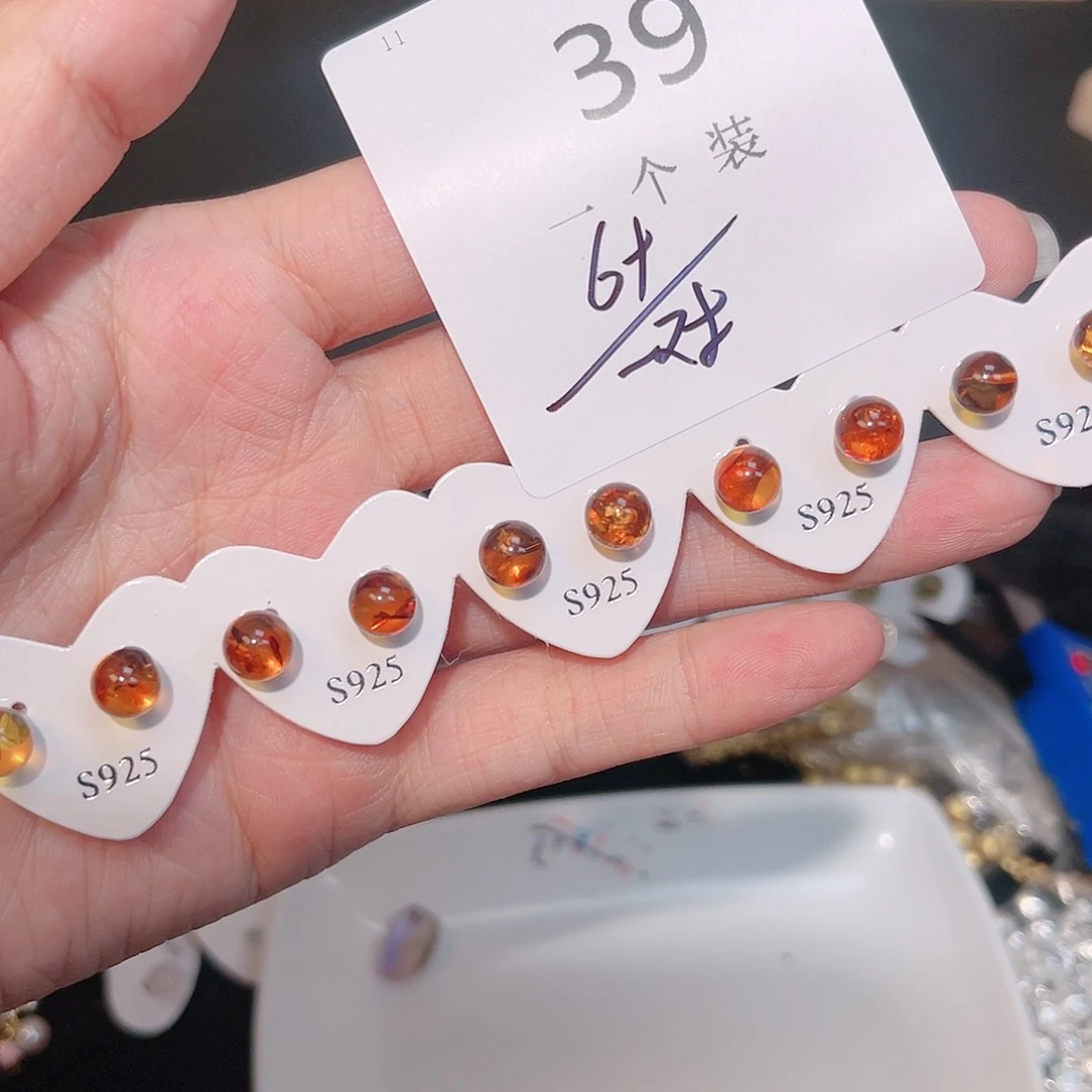 金珀耳饰银S925镶嵌39 。