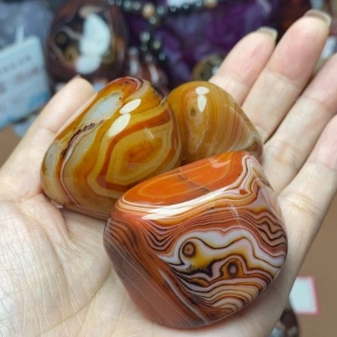 未镶嵌玛瑙/玉髓珠宝奇石青*