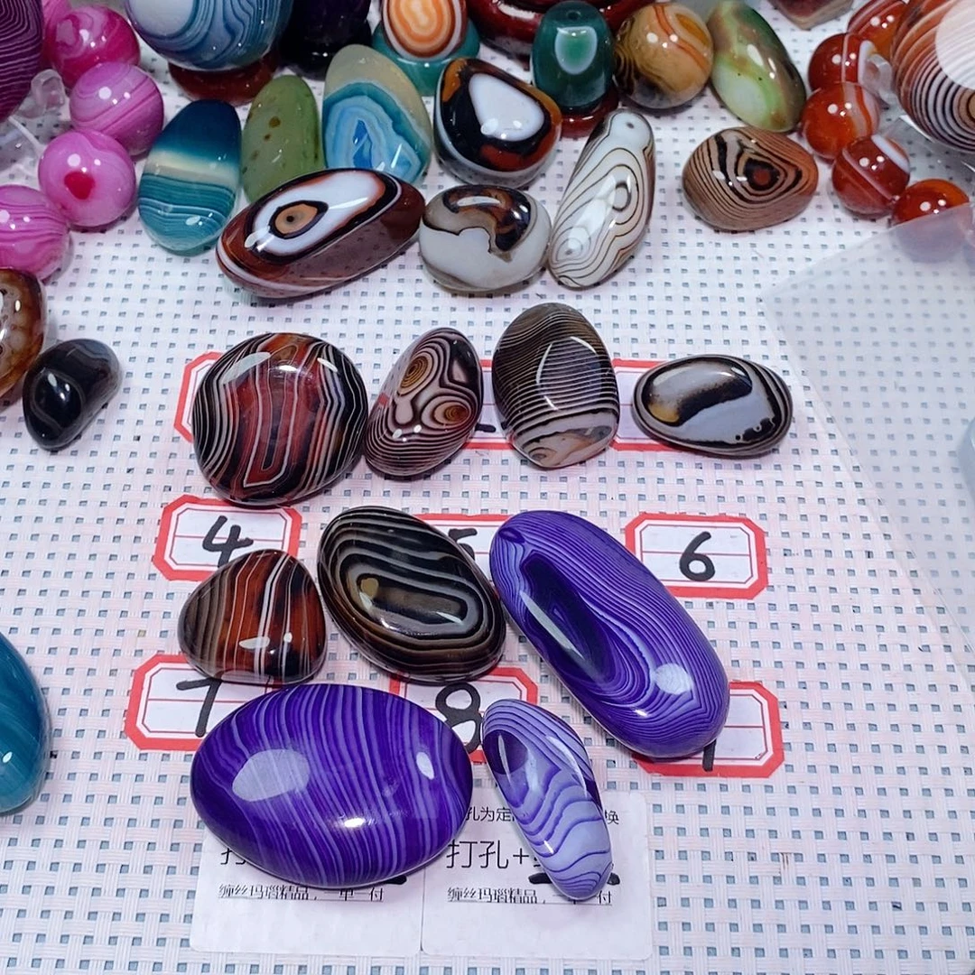 壶***寇玛瑙/玉髓未镶嵌珠宝奇石