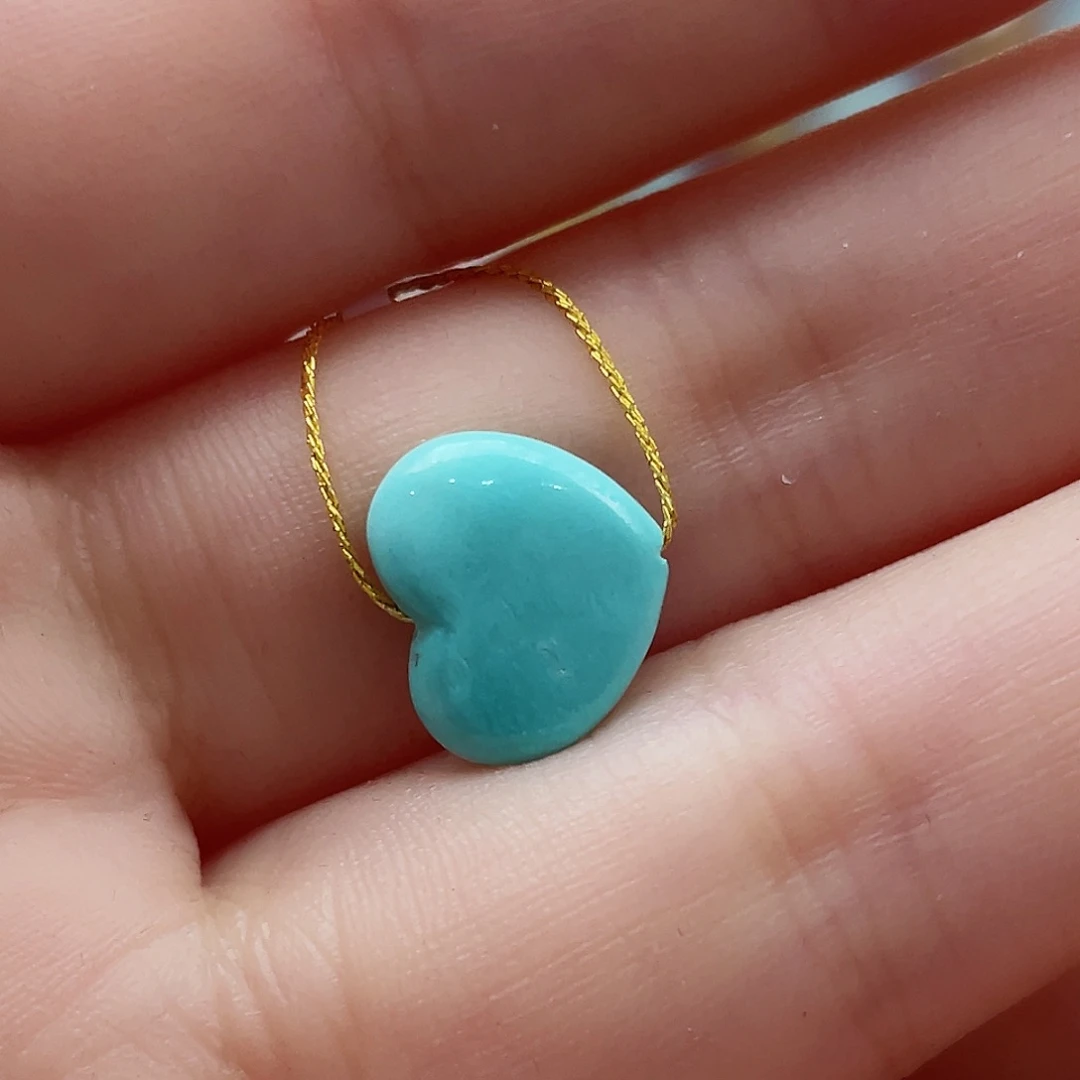 绿松石颈饰未镶嵌