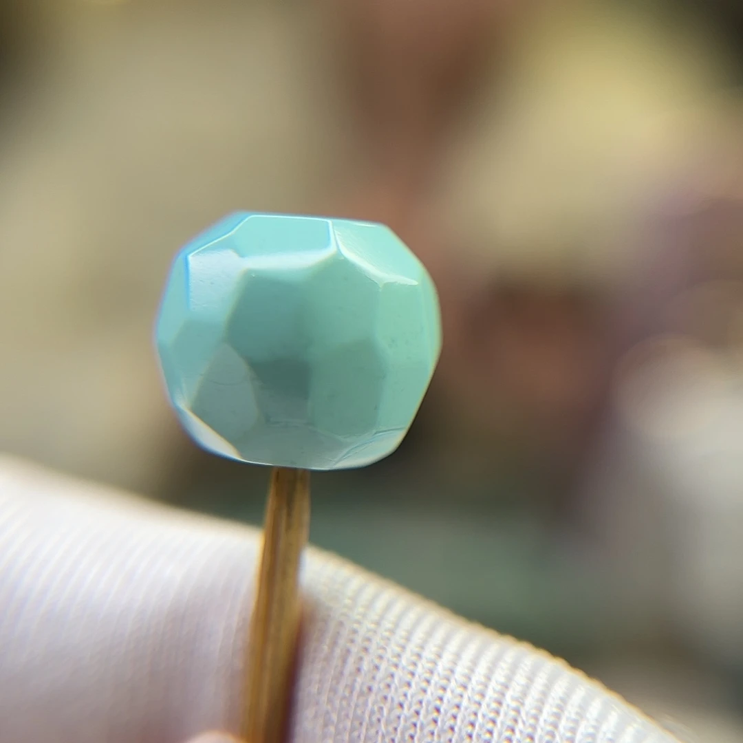 绿松石未镶嵌珠宝奇石12.3