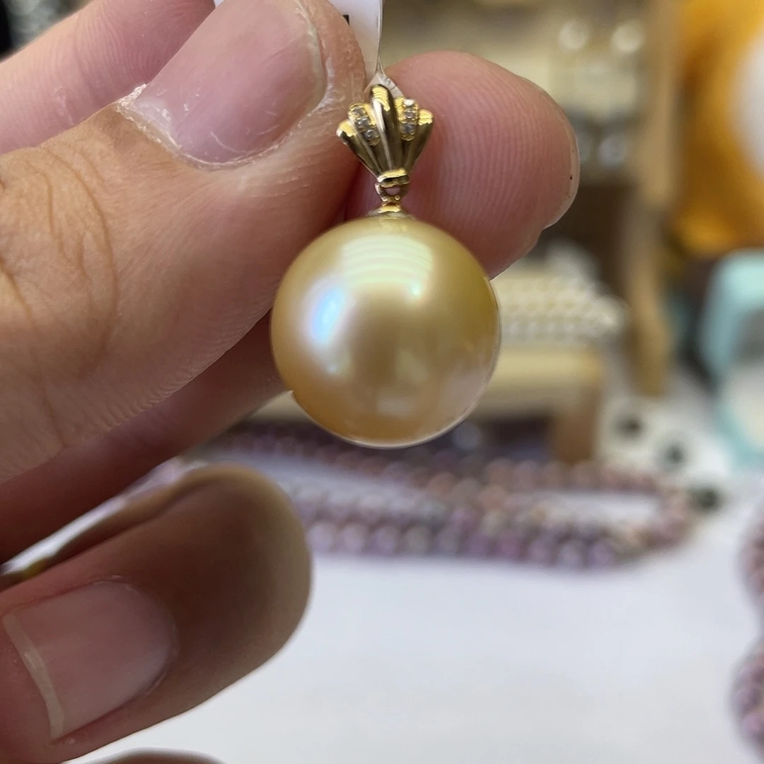 海水珍珠18K金镶嵌颈饰