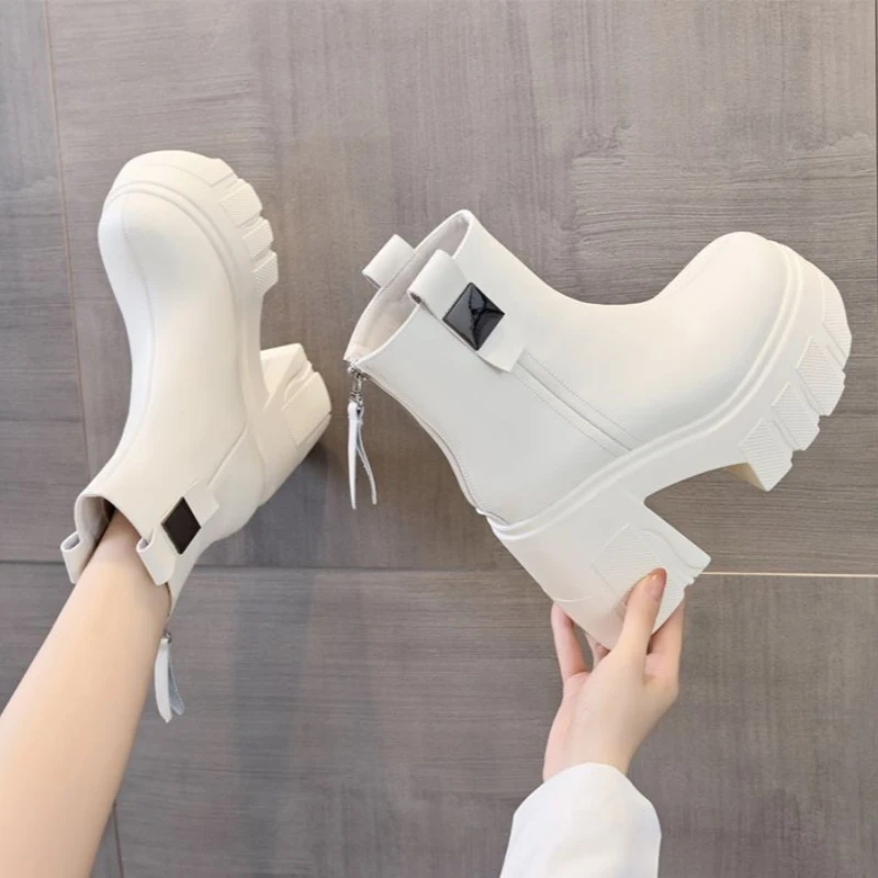 马丁靴女秋冬增高超高跟10cm瘦瘦靴小个子厚底防水台粗跟短靴34码