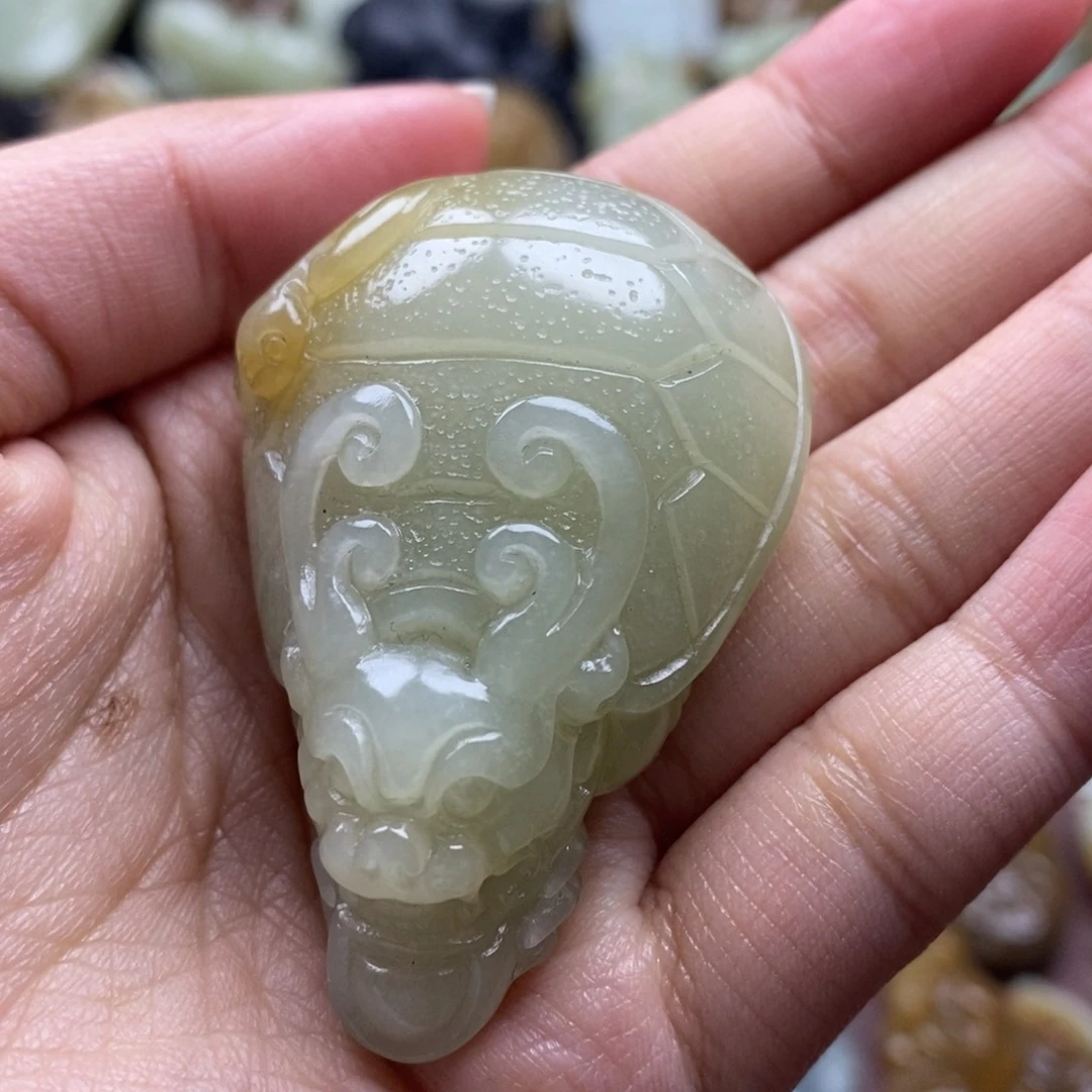 吊坠(不含链)未镶嵌和田玉（糖玉）