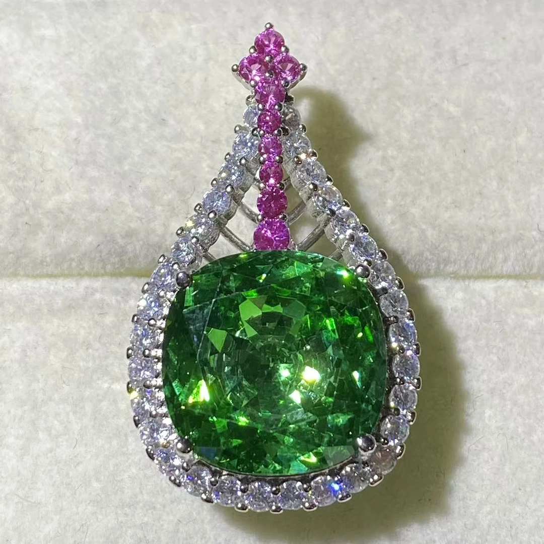 精选b282-典藏轻奢-重工豪华吊坠