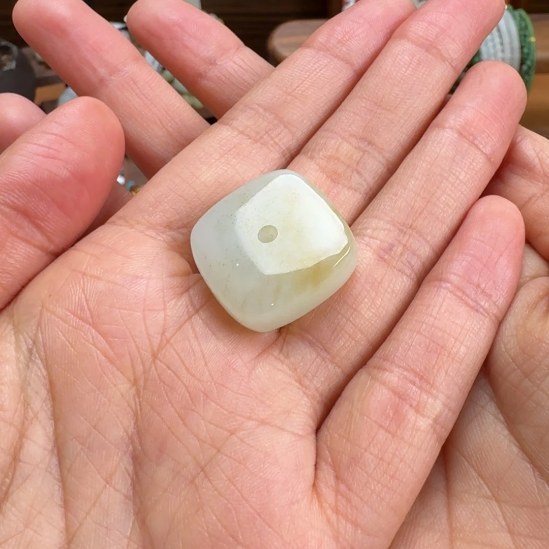 和田玉（糖玉）未镶嵌手链