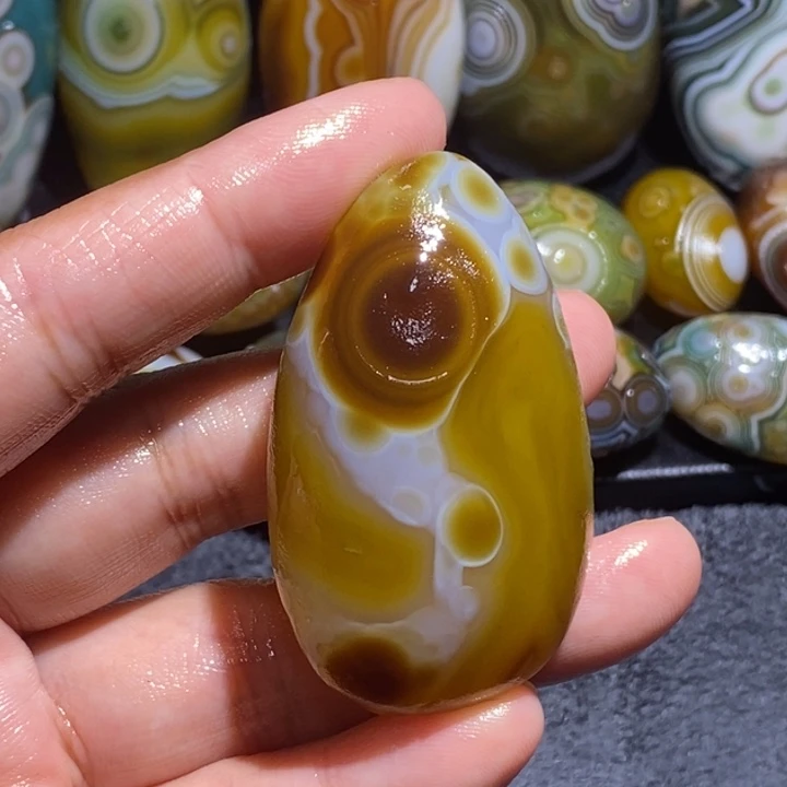 玛瑙/玉髓未镶嵌珠宝半成品45