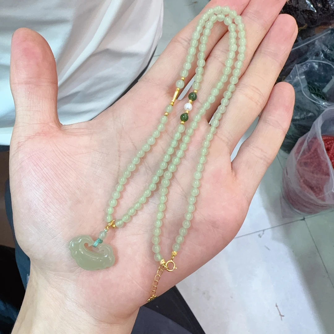 天然和田玉祥云如意锁项链挂件约4mm左右多样性拍一发一xy