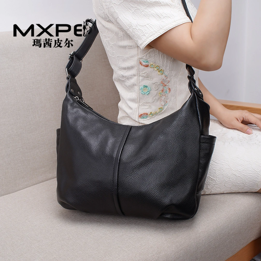 女士斜挎包大容量时尚百搭经典中老年妈妈包单肩斜挎软牛皮饺子包