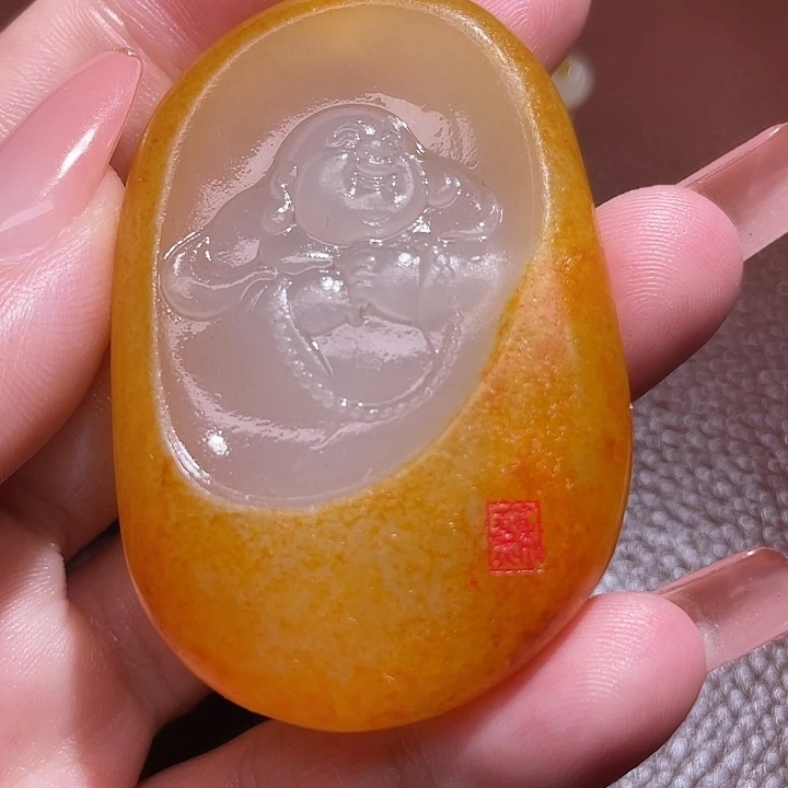 1***6和田玉未镶嵌颈饰