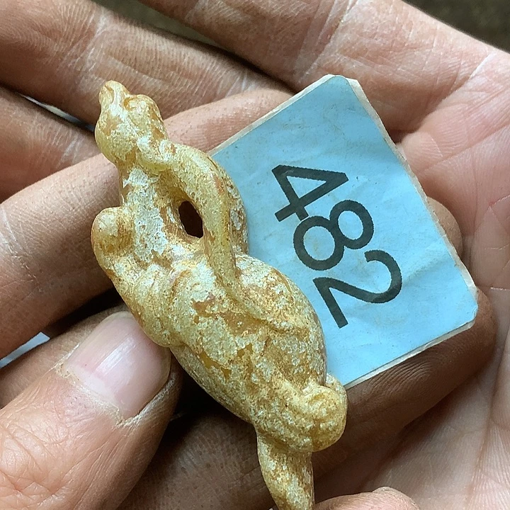 未镶嵌和田玉挂件