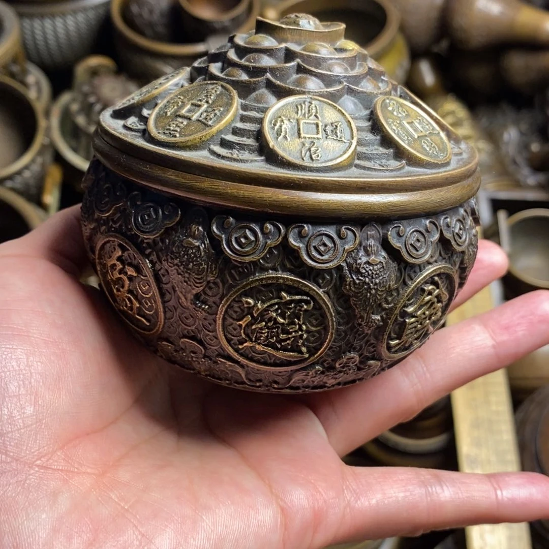 精美铜器做工精良