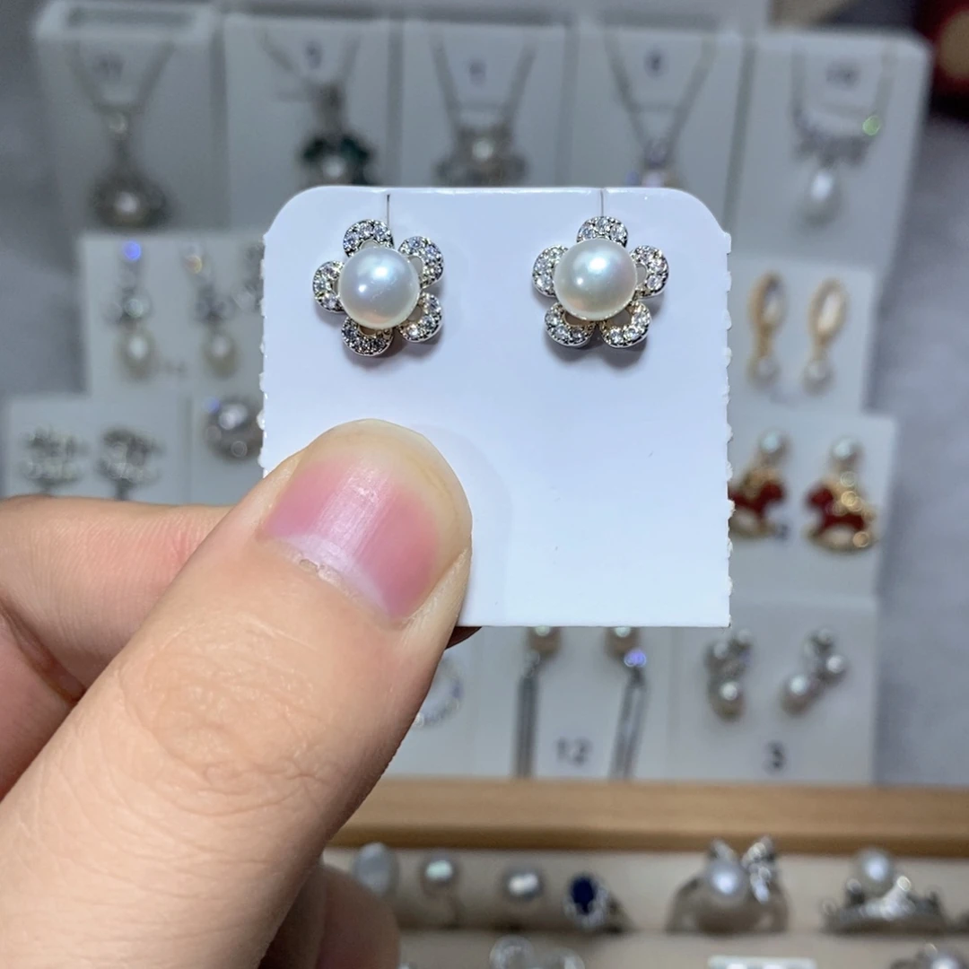 银S925镶嵌耳饰淡水珍珠