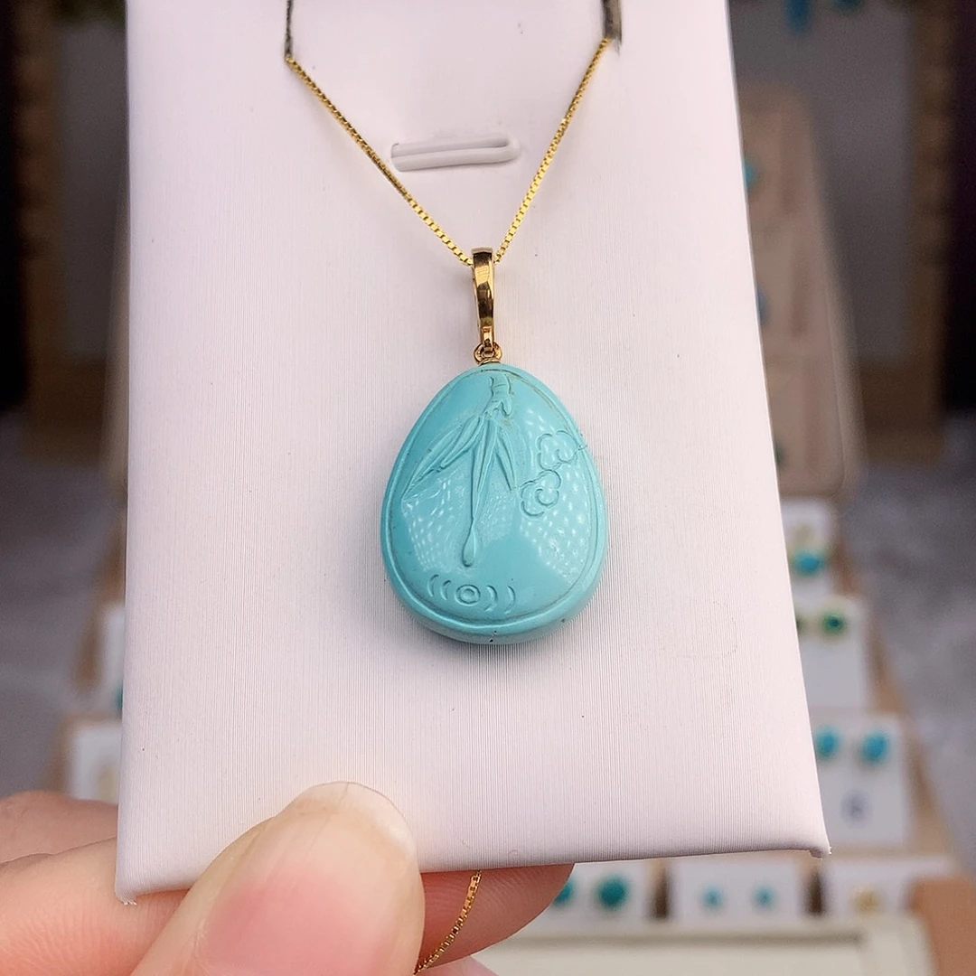 绿松石珠宝奇石18K金镶嵌