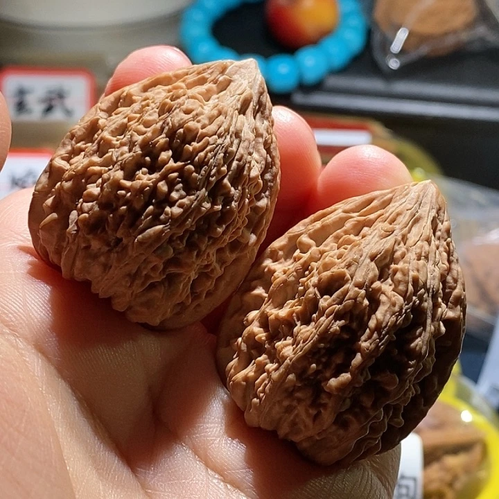 【闪购商品】吊坠文玩核桃小*塔尖