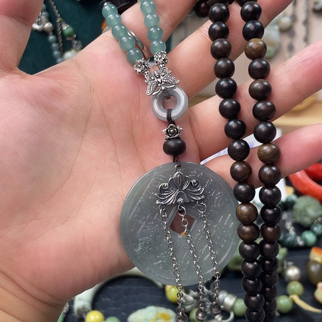 翡翠未镶嵌颈饰?**?翡翠手镯项链